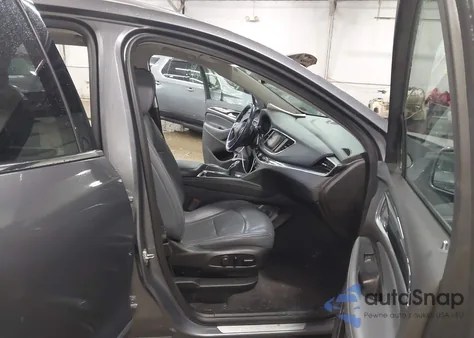 2019 Buick Enclave Awd Essence z USA, uszkodzony, nr VIN 5GAEVAKW4KJ286786